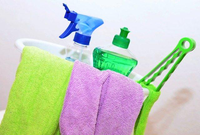 diferencias entre limpiar y desinfectar